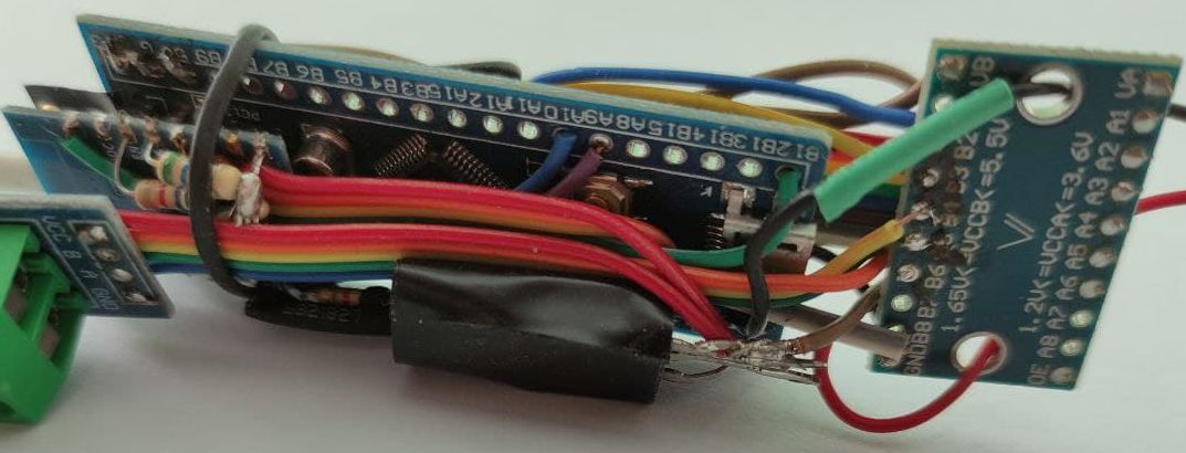 Manually connected ESP822 and STM32